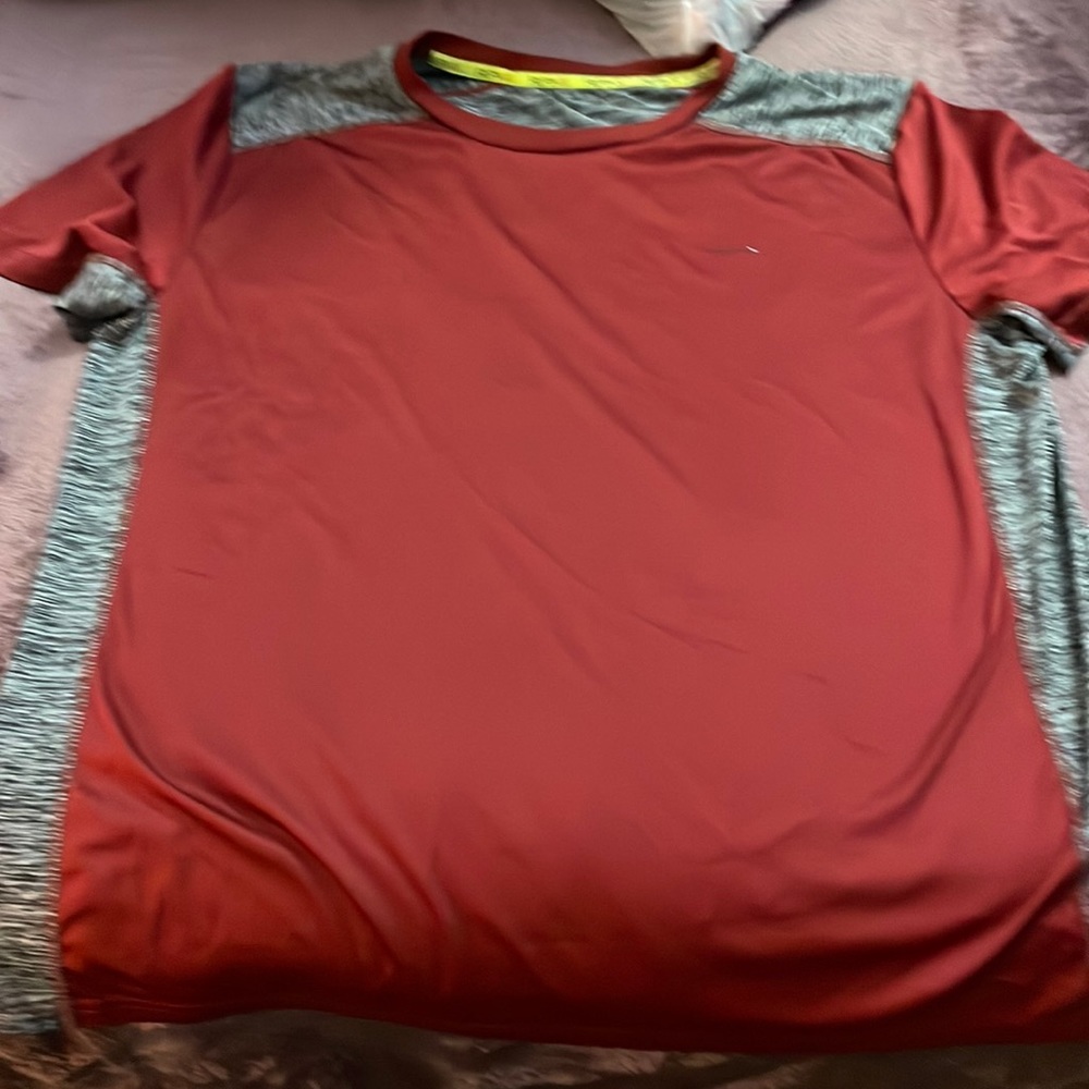 Workout shirt